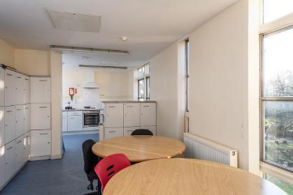 A shared bathroom kitchen in Derwent College. Example room layout. Actual layout and furnishings may vary. 